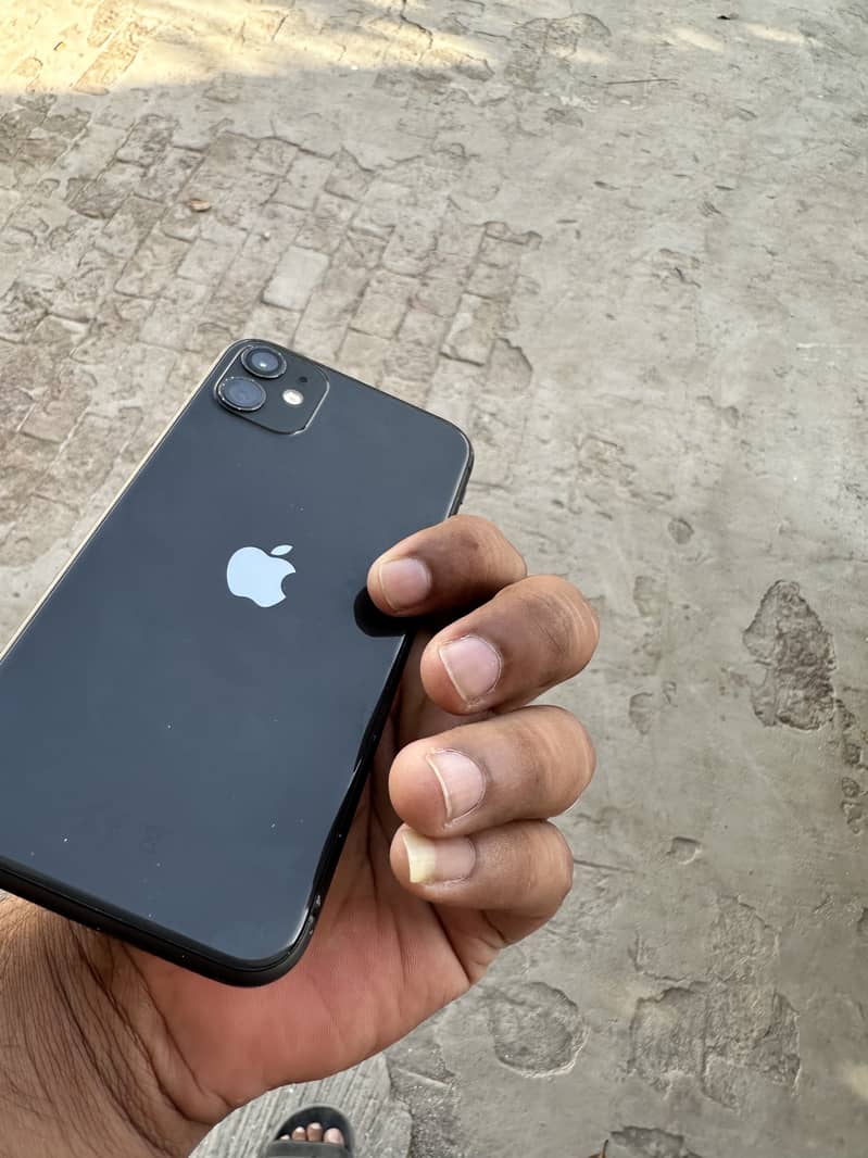 Apple iPhone 11 6