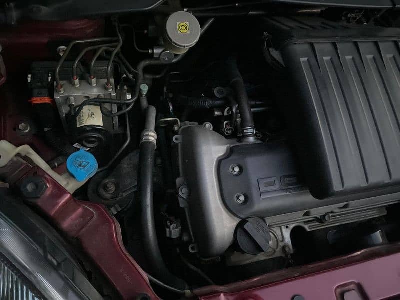 Suzuki Swift 2010 13