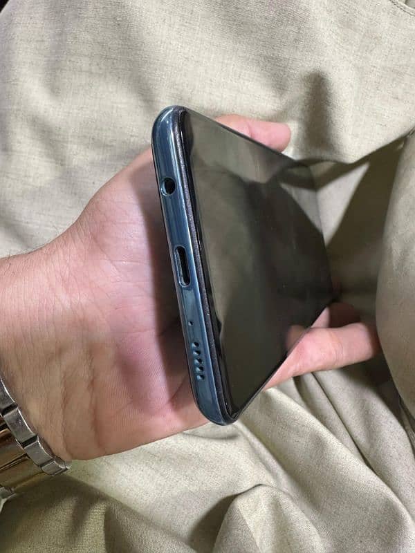 Samsung a51 with box 3