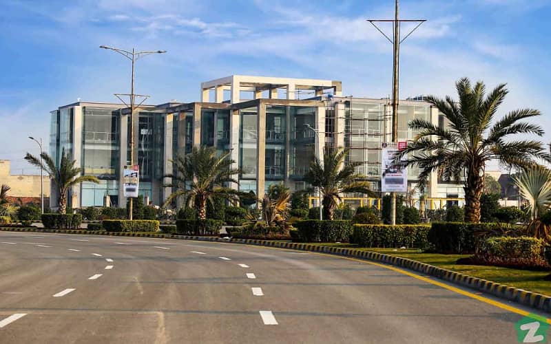 5 MARLA PLOT NEAREST TO MAIN CANAL ROAD OR PRIME LOCATION AVAILABLE FOR SALE IN NLC 8