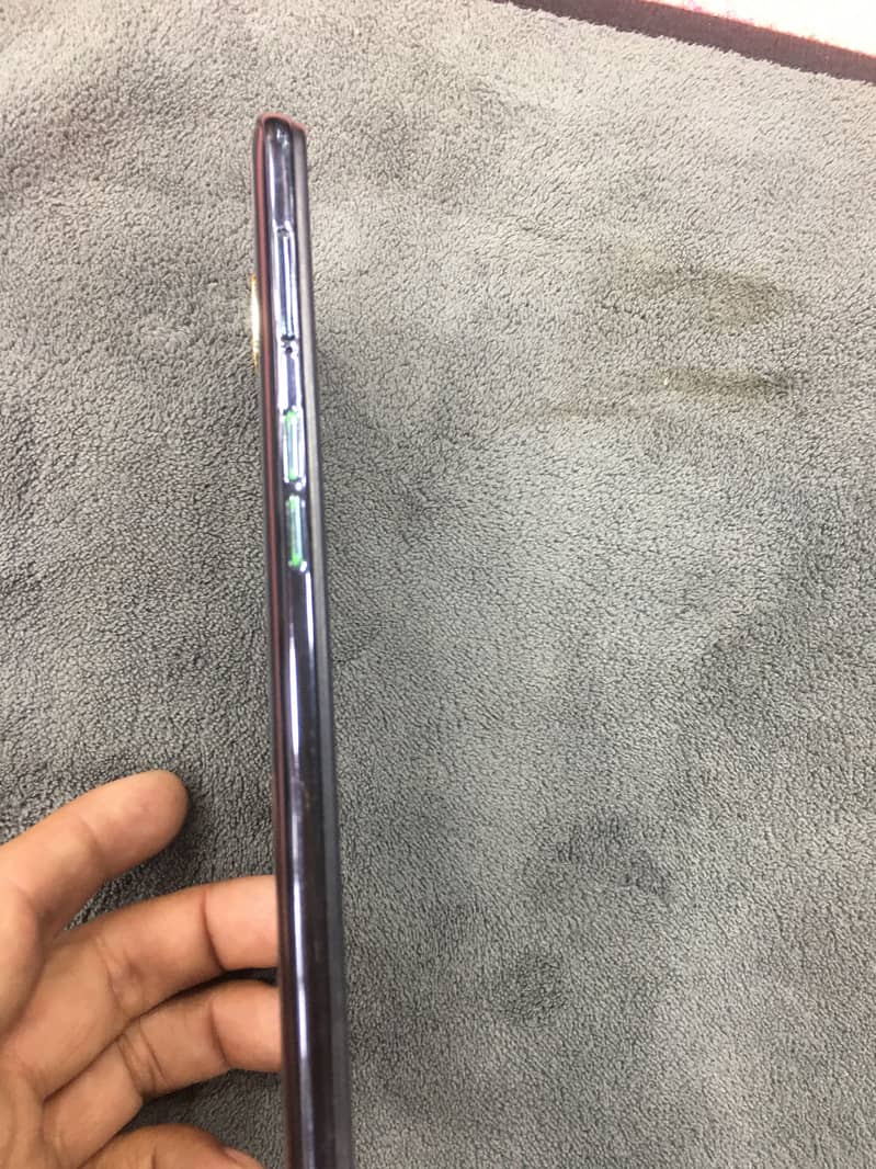Oppo f11 3