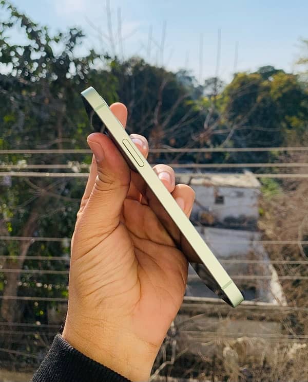 IPhone 12 128GB Green PTA approved 10/10 100 Health 2