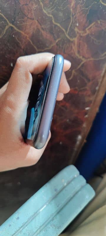 iPhone 11 factory unlocked 128 GB 2