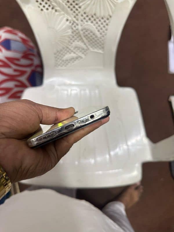 Infinix hot 40 8+8/256 2