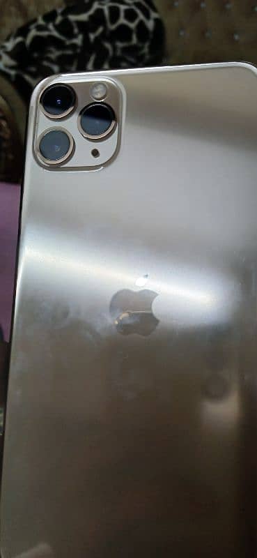 iPhone 11 pro max 10/10 GB 256 battery 82 non pta 0