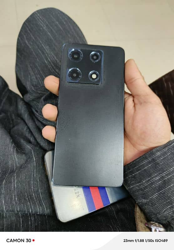 infinix note 30 pro 8/256 1