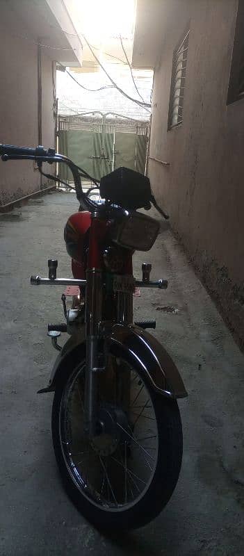 UNITED US 70 | Full New Condition 10/10 | 2020 model only 7700 chala h 1