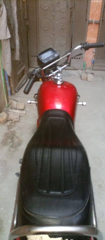 UNITED US 70 | Full New Condition 10/10 | 2020 model only 7700 chala h 5