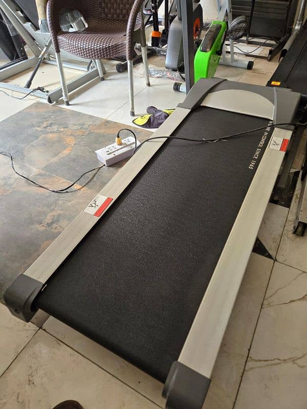 Treadmills(03214639061)/Running Machines/ Ellepticalls/ Gym Cycle 4