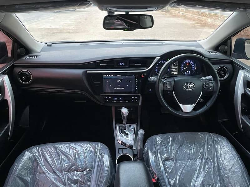 Toyota Altis Grande 2023 7