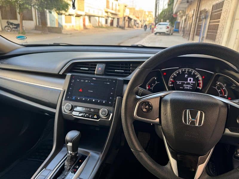 Honda Civic Oriel 1.8 i-VTEC CVT 18