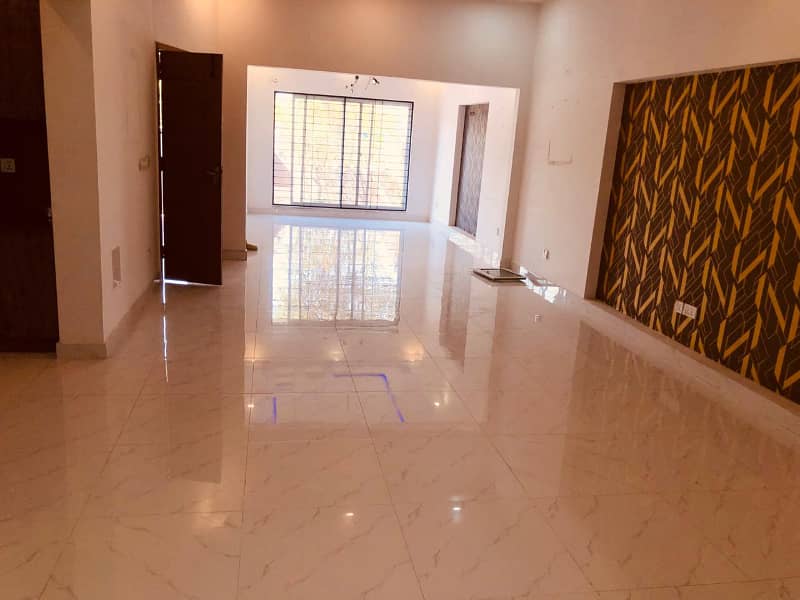 10 Marla House With Basement Available For Rent In Lake City Sector M-2A 5