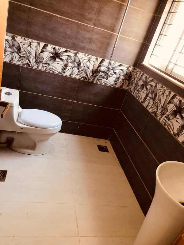 10 Marla House With Basement Available For Rent In Lake City Sector M-2A 7