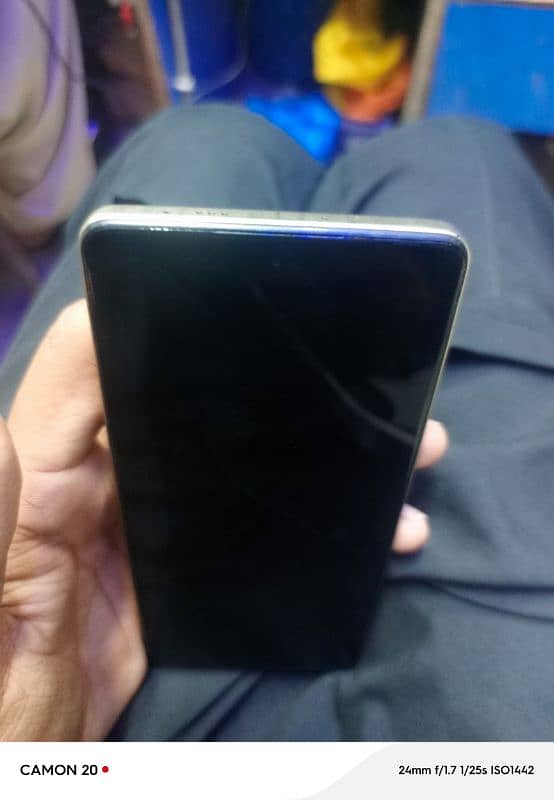 Tacon camon 30 2
