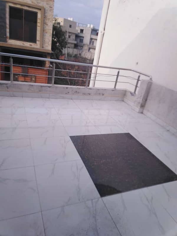 10 Marla Upper Portion Available For Rent In LDA AVENUE 5