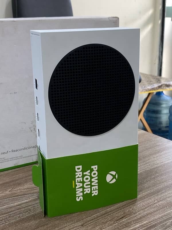 New Xbox Series (S) 512GB With All Accessories 2