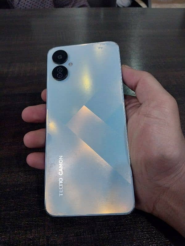 tecno camaon 19 3