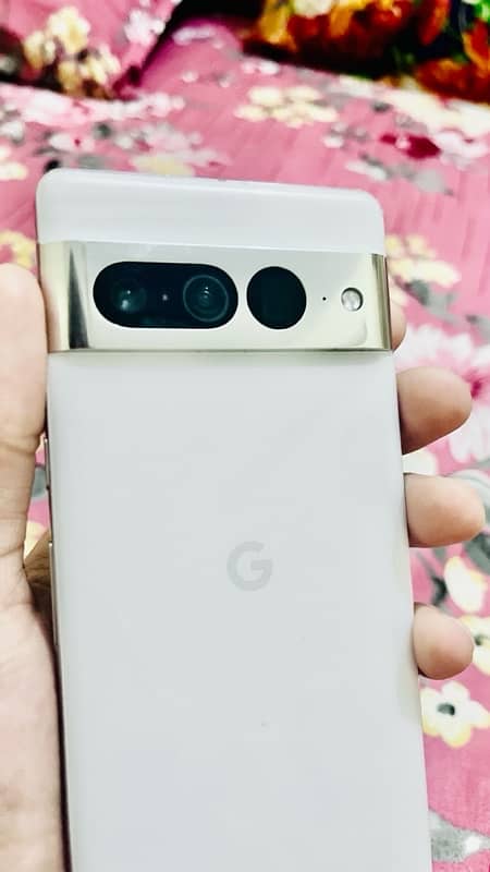 Goggle Pixel 7 pro 1