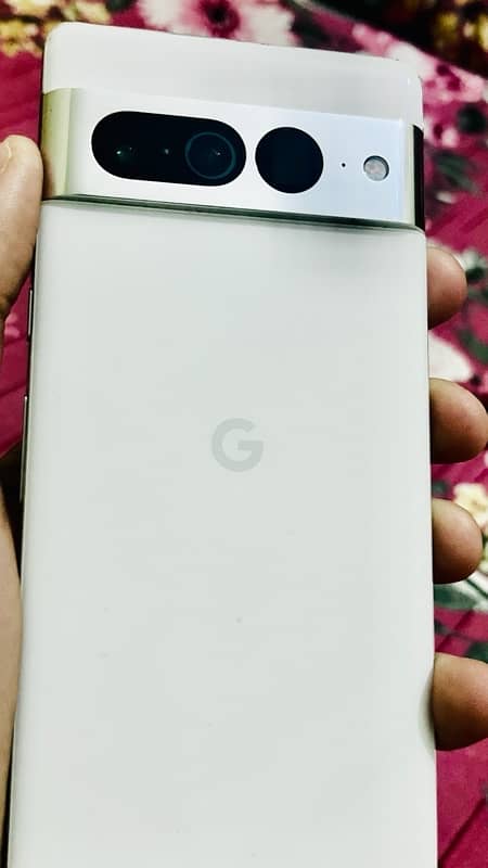 Goggle Pixel 7 pro 4