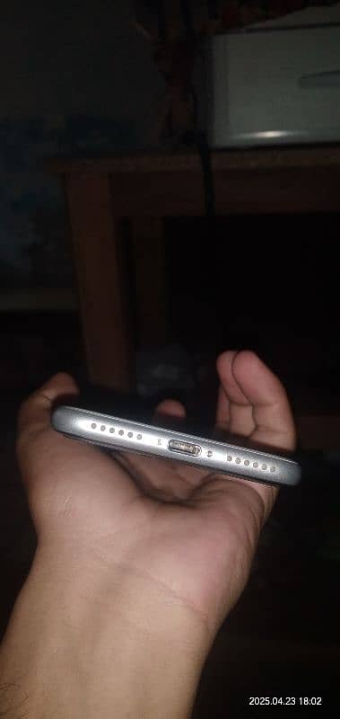 Apple I Phone SE 2020 4
