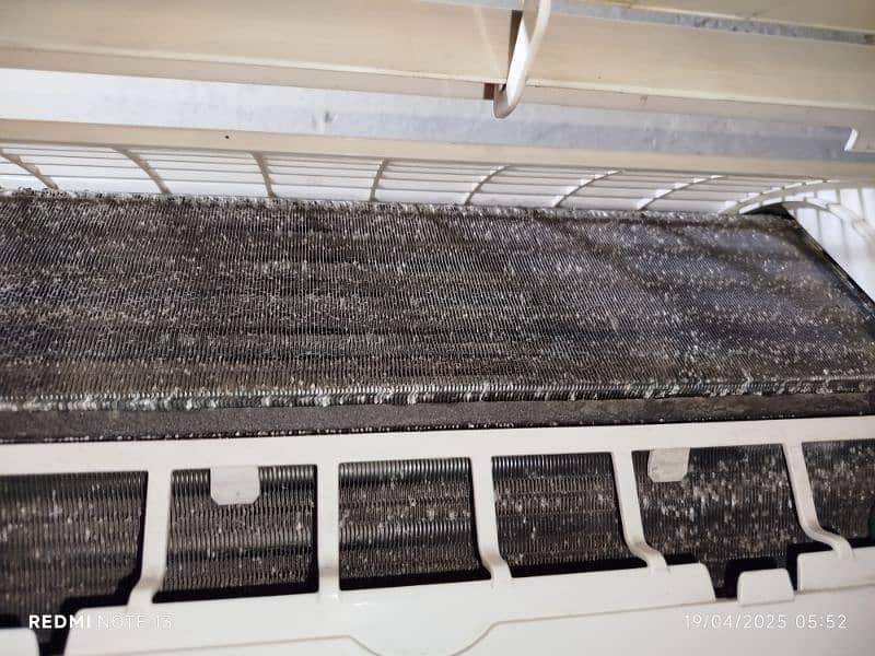 Acson AC 1.5  ton  Heat and Cool" Condition very good Use 1