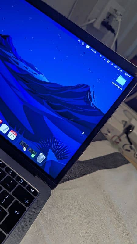 MacBook Pro 2017 0