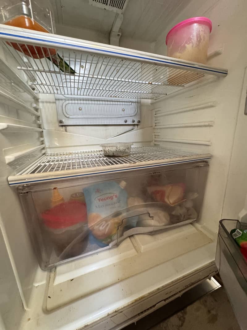 Dawlance fridge 7