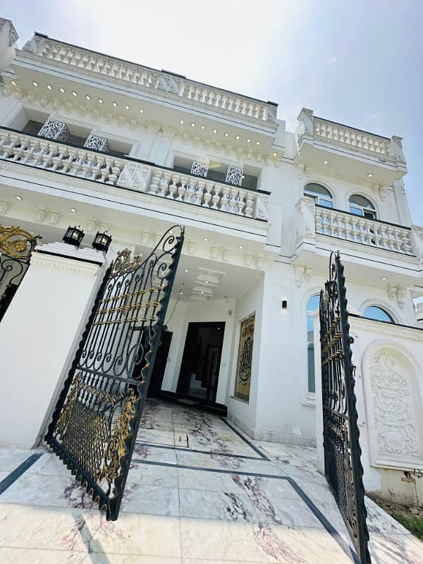 5 MARLA BEAUTIFULLY CONSTRUCTED HOUSE NEWLY BUILD IS AVAILABLE FOR SALE IN DHA PHASE 11 RAHBAR SECTOR 2 LAHORE 1