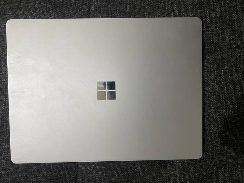 Microsoft Surface Laptop GO 5