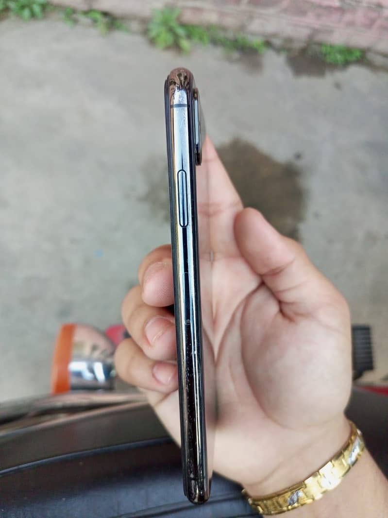Iphone X 256GB PTA Approved 7