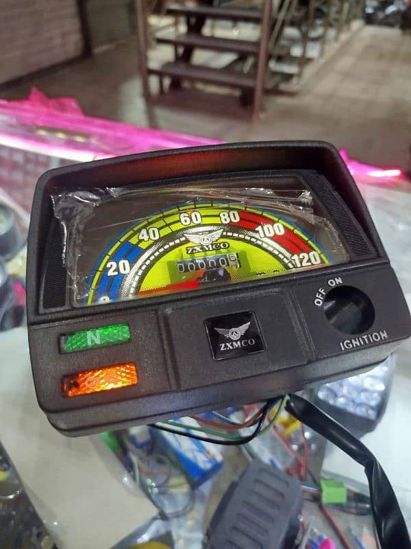 70 cc bike speedometer with headlights 2