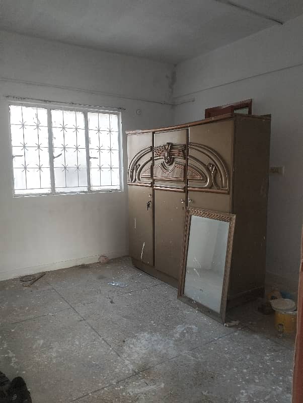 Bage Rizwan 3 Bed DD 1400 square feet  3rd floor (no lift)Rent 50000*Code(13457)* 6