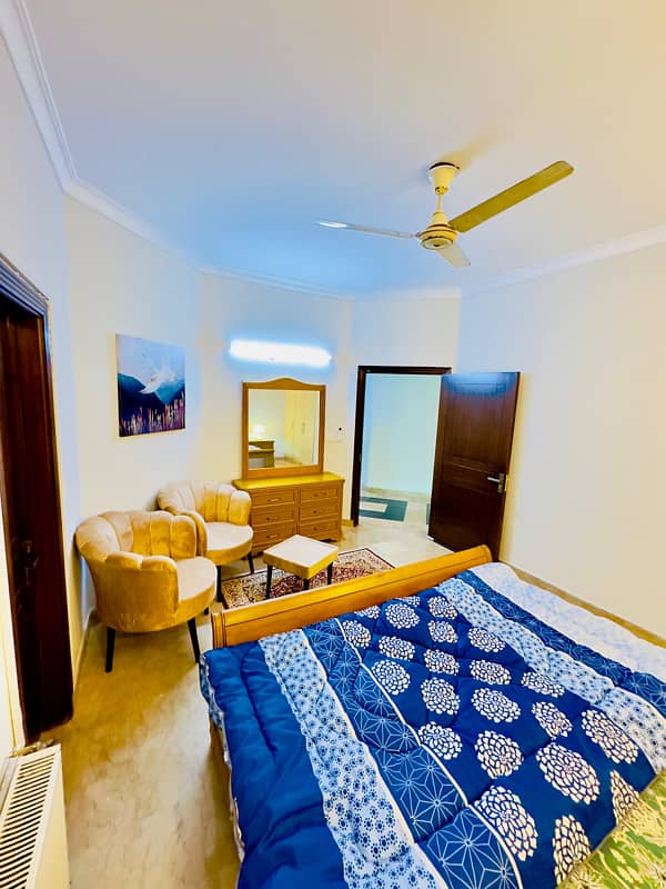 ONE BED LUXURY FURNISHED APARMENT AVAILABLE FOR RENT IN E-11 3
