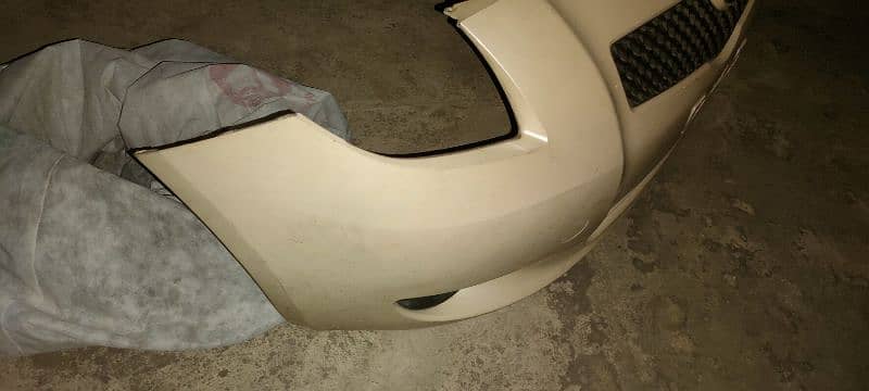 Toyota vitz front bumper 07 4