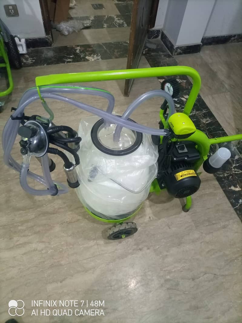milking machine / best milking machine / cow milking machine for sale/ 4
