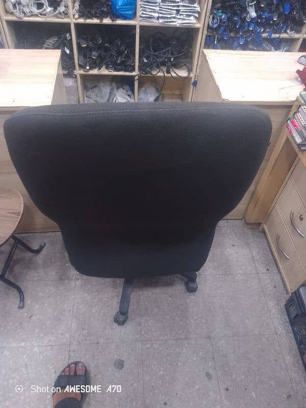 office Chair 10/10 condition 0