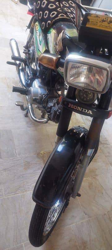 honda 2022 advanced 2023 good condition 3