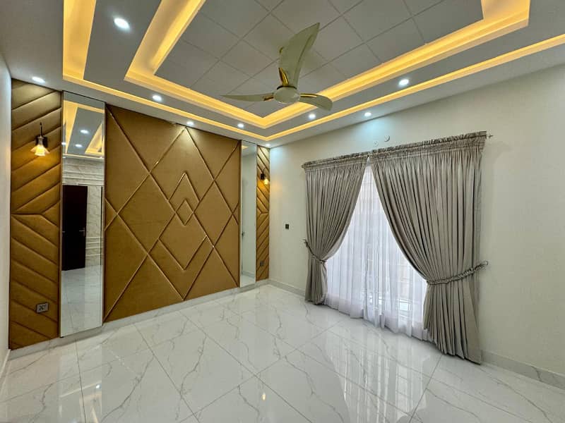 10 Marla Designer House Fore Sale Talha Block Bahria Town Lahore 12