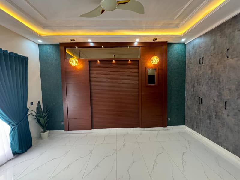 10 Marla Designer House Fore Sale Talha Block Bahria Town Lahore 18