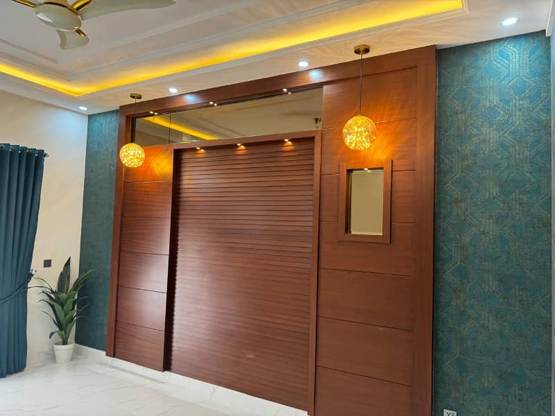10 Marla Designer House Fore Sale Talha Block Bahria Town Lahore 31