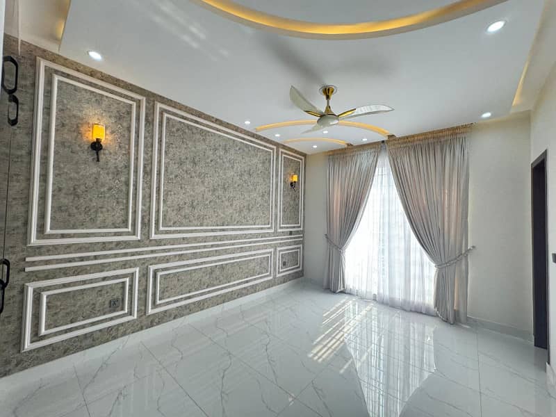 10 Marla Designer House Fore Sale Talha Block Bahria Town Lahore 34