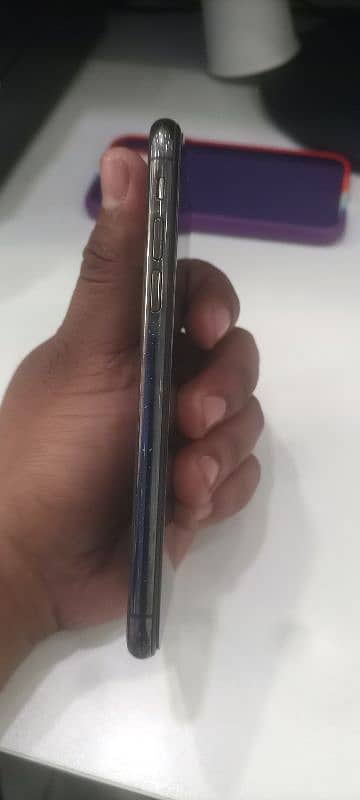 iphone XS 64 gb 10/9 ha better chang ha 3