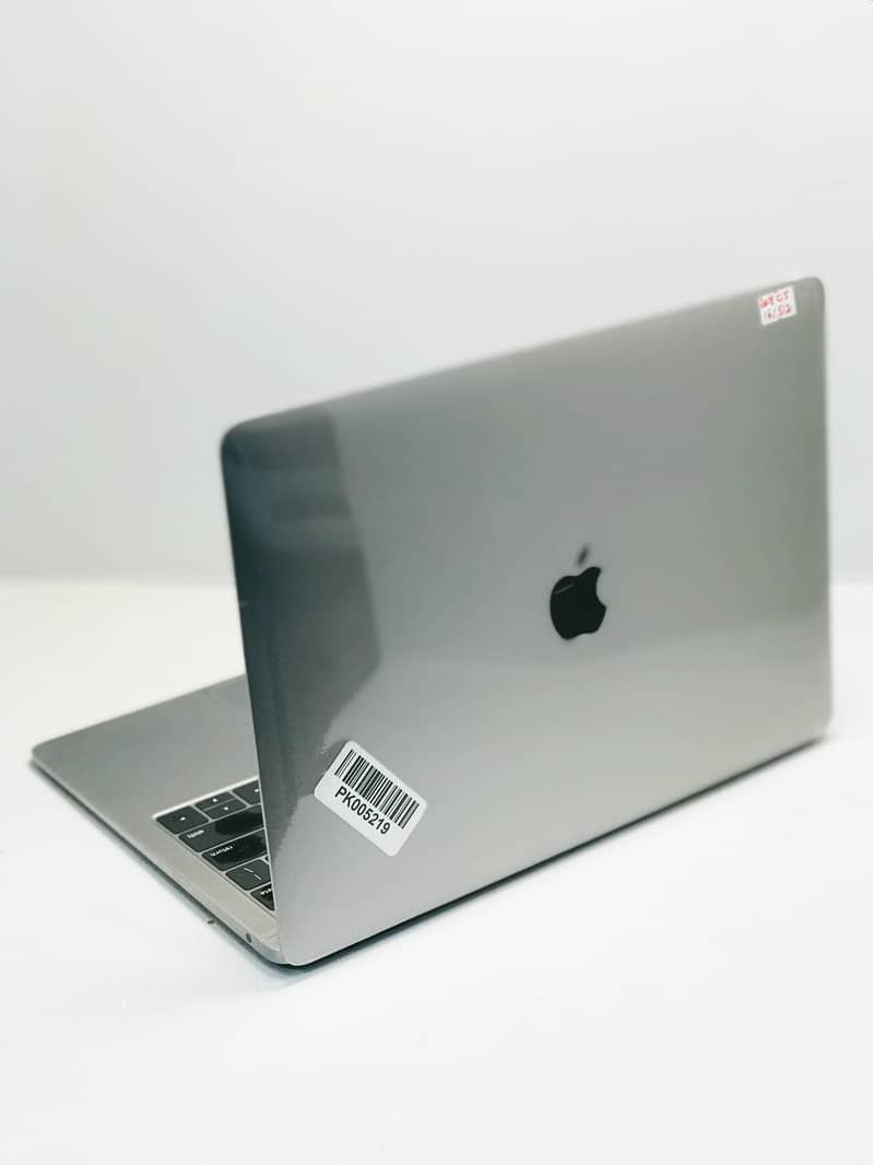 APPLE MACBOOK AIR MI CHIP AVAILABLE FOR SALE 5