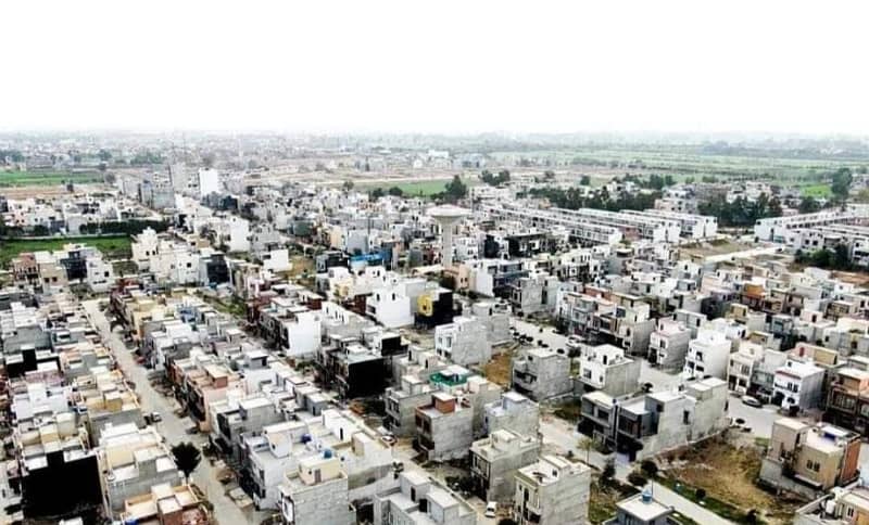 5 MARLA RESIDENTIAL PLOT FOR SALE WITH POSSESION @ MAIN 80 FEET ROAD IN AL KABIR TOWN PHASE 2 BLOCK B 24