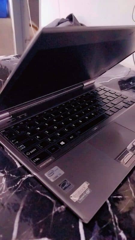 Toshiba portege laptop with windows 10 pro 2