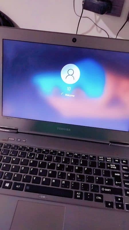 Toshiba portege laptop with windows 10 pro 8