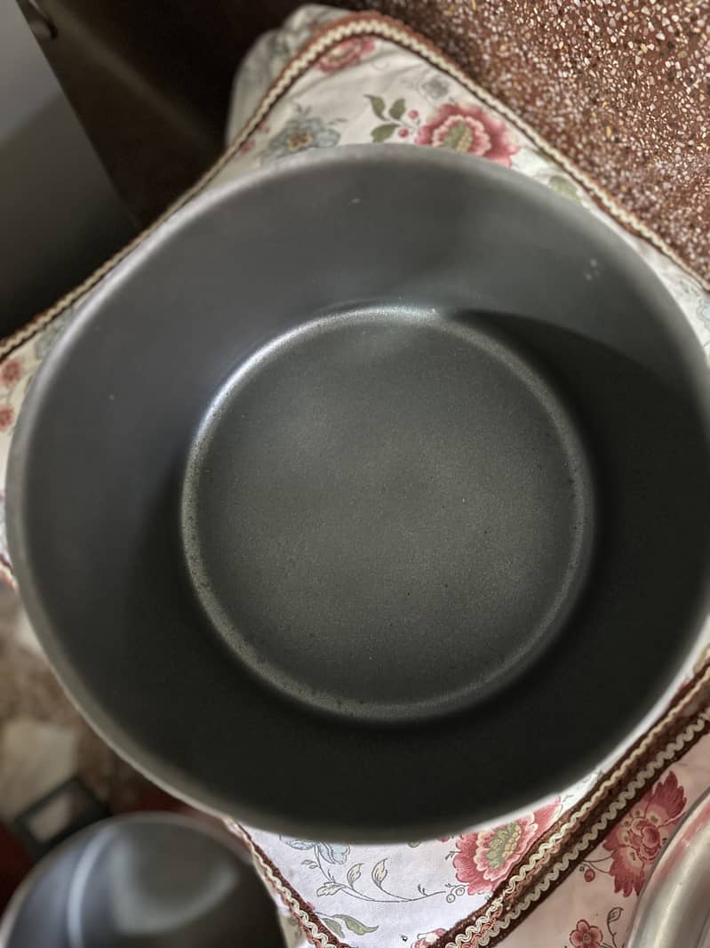 non stick pots 5