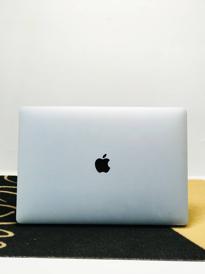 APPLE MACBOOK PRO 2016 15'' DISPLAY 7