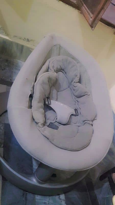 NUNA  babybouncer 1