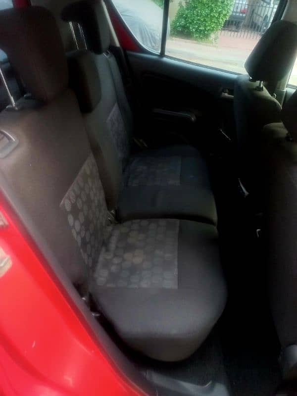 Suzuki Splash 2010 8